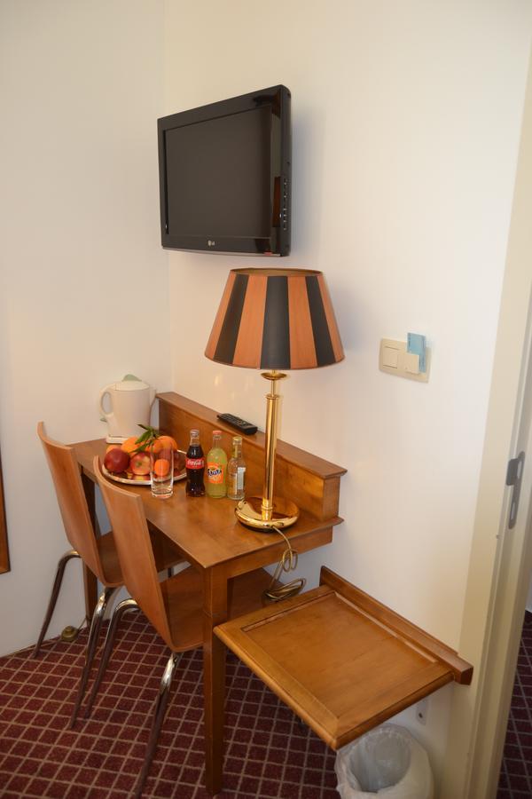 Hotel The Lord Гент Екстер'єр фото