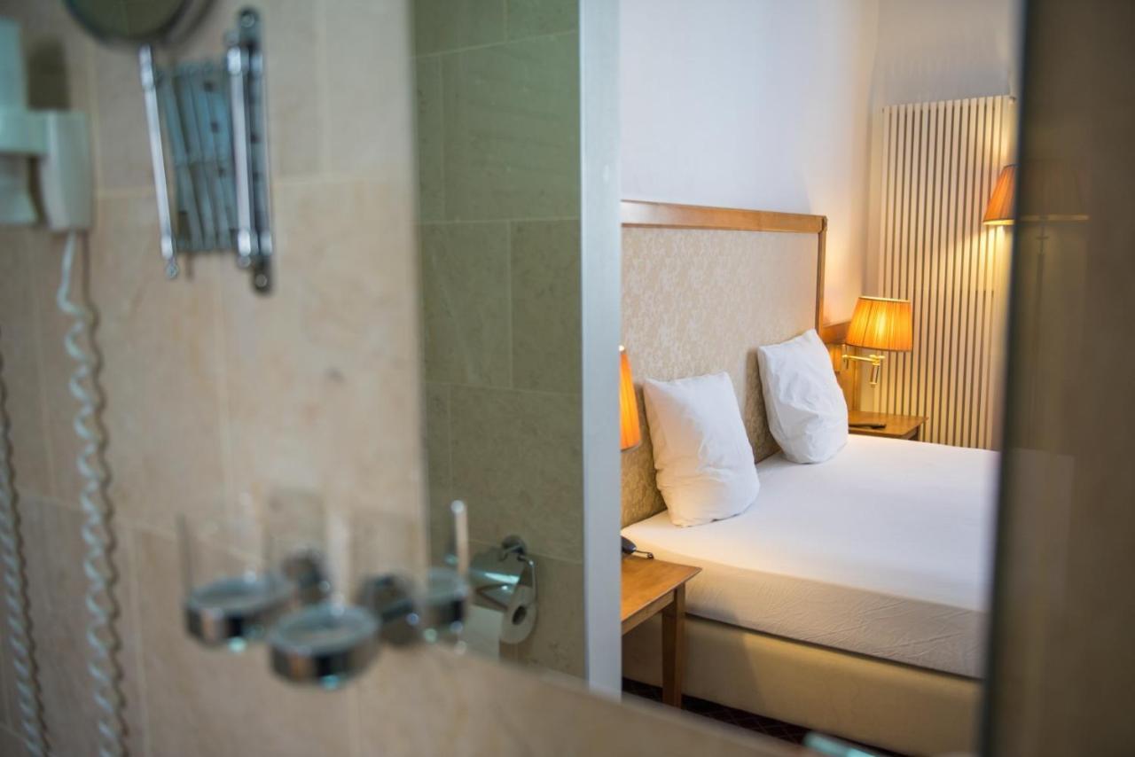 Hotel The Lord Гент Екстер'єр фото